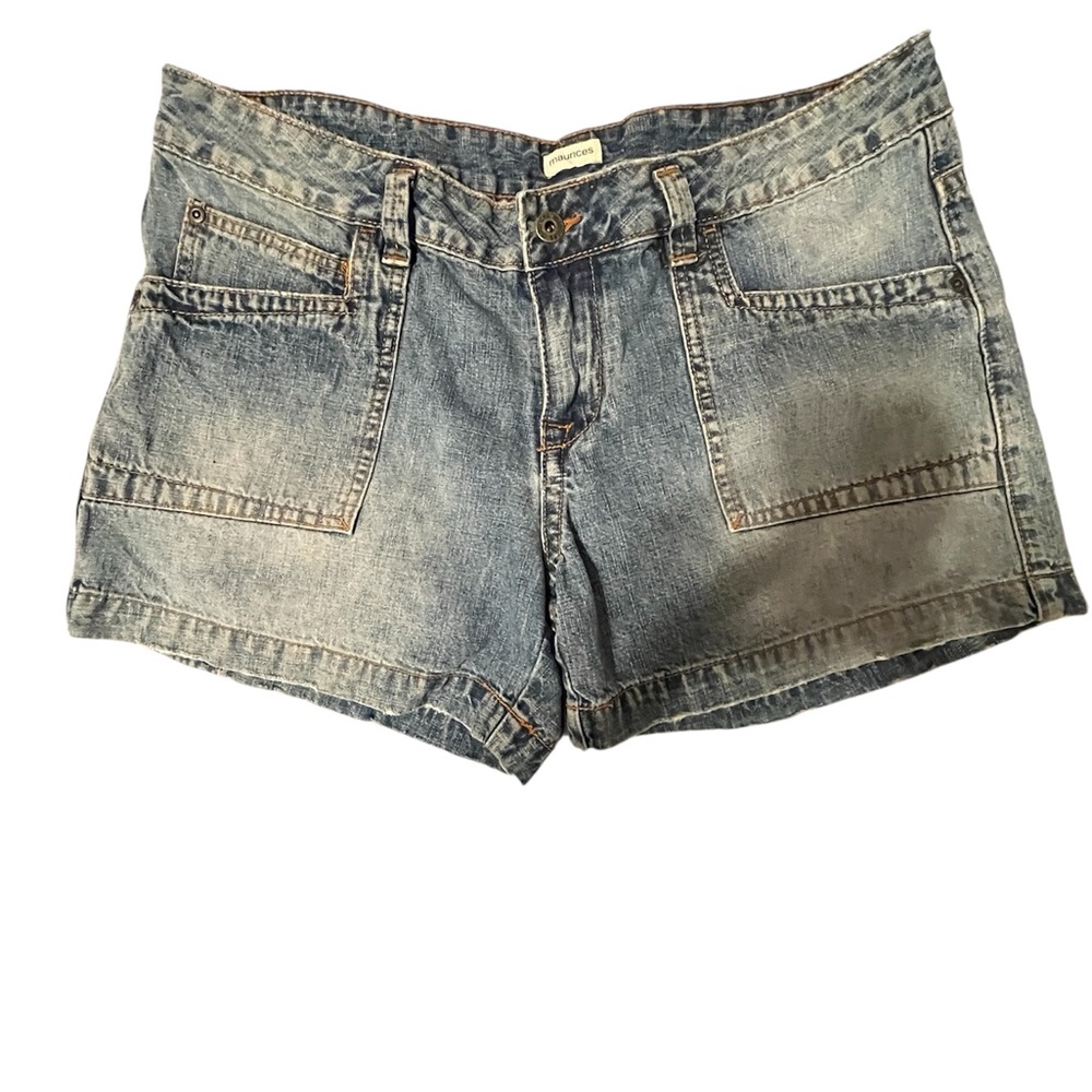 EUC- Maurices Distressed Light Blue Jean Shorts, Women’s Size 13/14.
